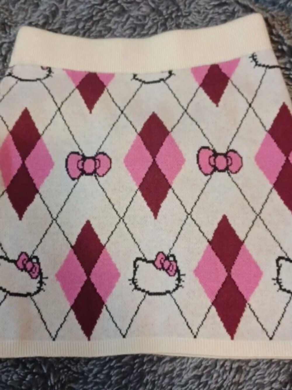 Hello Kitty Forever 21 Small Argyle Limitied Edition Skirt Stretchy